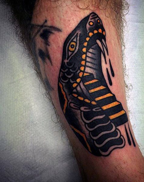 tatuaje serpiente para hombre 53