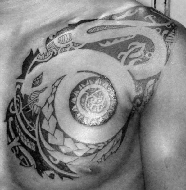 tatuaje serpiente tribal para hombre 04