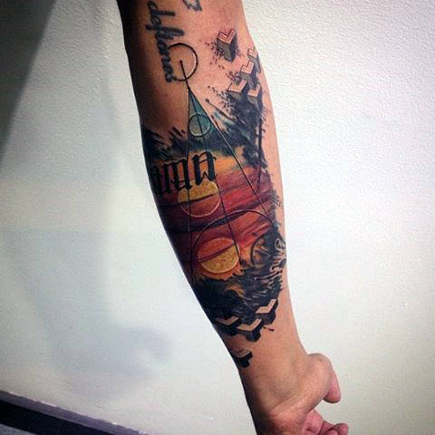 tatuaje sol para hombre 01