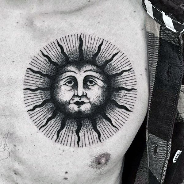 tatuaje sol para hombre 03