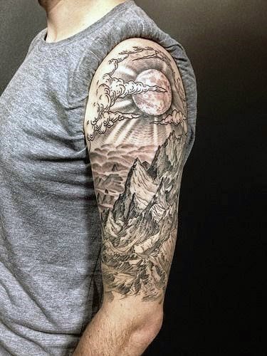 tatuaje sol para hombre 18