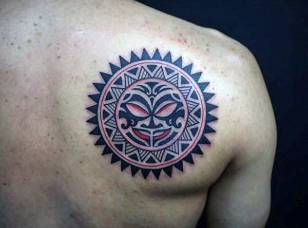 tatuaje sol para hombre 24