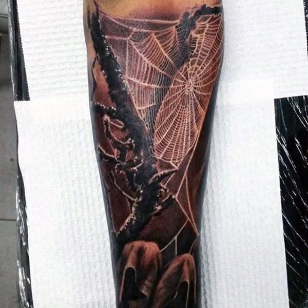 tatuaje telarana para hombre 39
