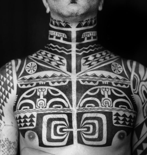 tatuaje tribal cuello para hombre 21
