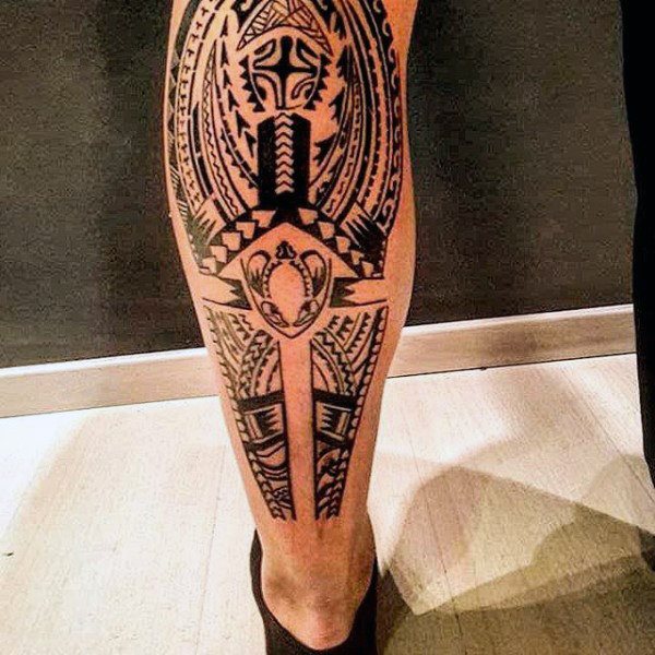 tatuaje tribal pierna para hombre 19