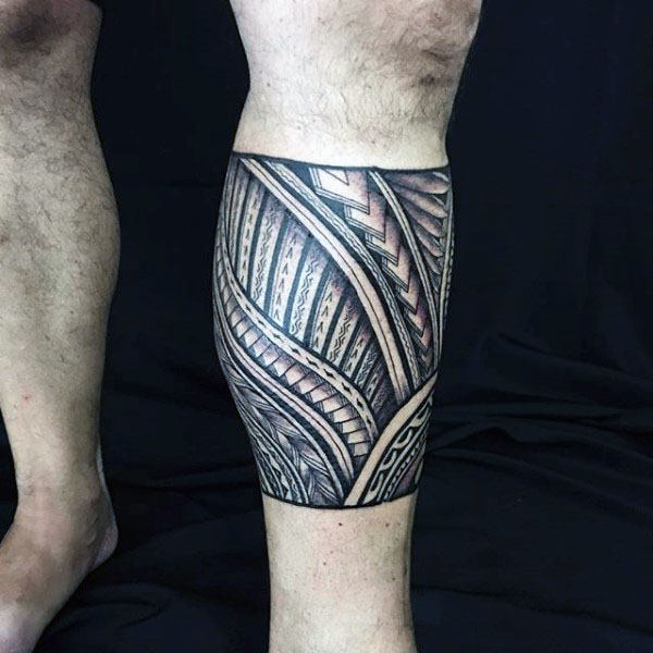 tatuaje tribal pierna para hombre 29