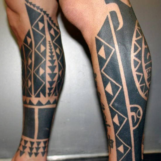 tatuaje tribal pierna para hombre 53