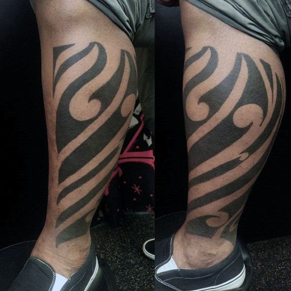 tatuaje tribal pierna para hombre 55