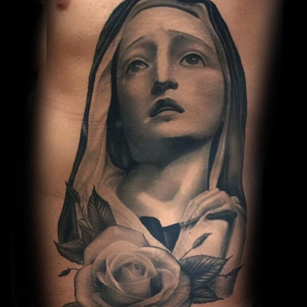 tatuaje virgen maria para hombre 32