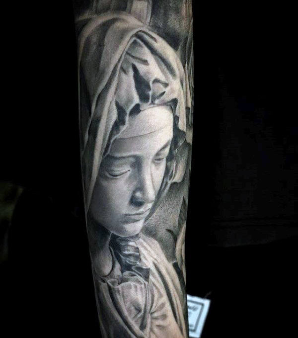 tatuaje virgen maria para hombre 36