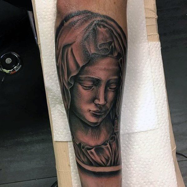 tatuaje virgen maria para hombre 37