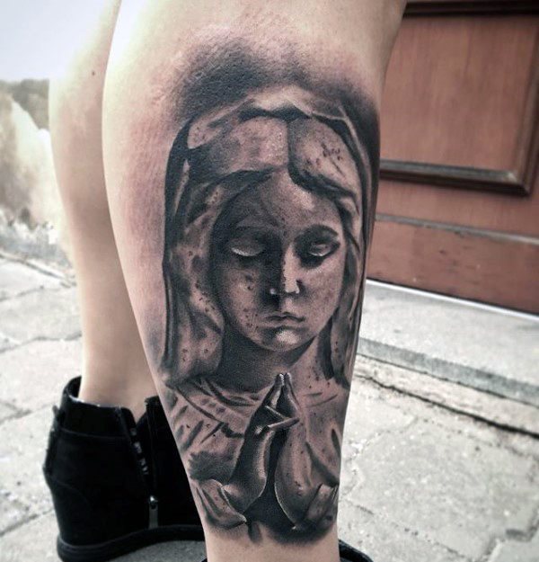 tatuaje virgen maria para hombre 84