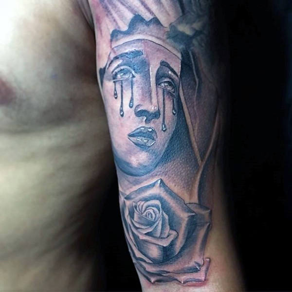 tatuaje virgen maria para hombre 85
