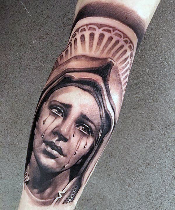tatuaje virgen maria para hombre 86