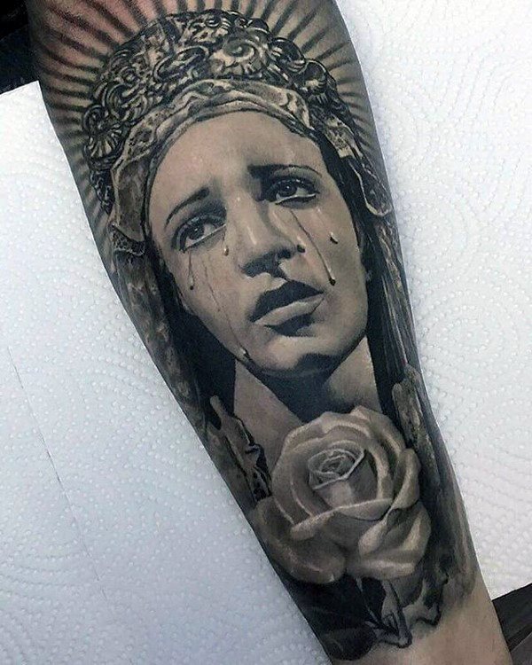 tatuaje virgen maria para hombre 92