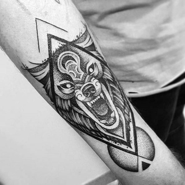 maravilloso tatuaje lobo para hombre 09