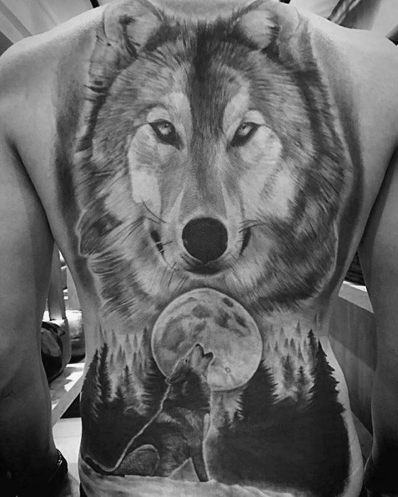 maravilloso tatuaje lobo para hombre 37
