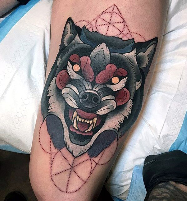 maravilloso tatuaje lobo para hombre 57
