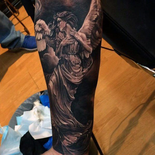 maravilloso tatuaje para hombre 05