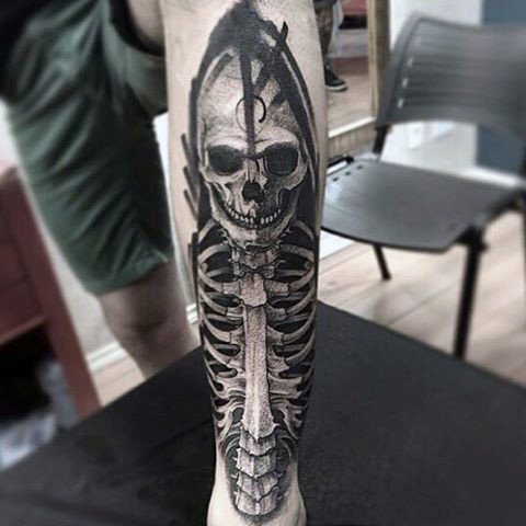maravilloso tatuaje para hombre 33