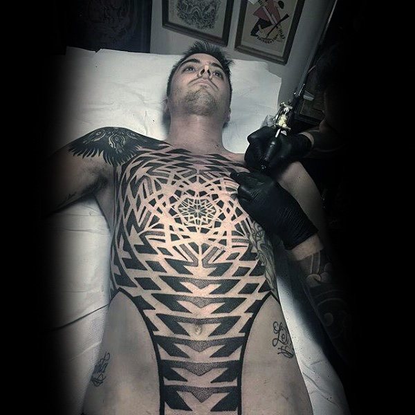 maravilloso tatuaje para hombre 40