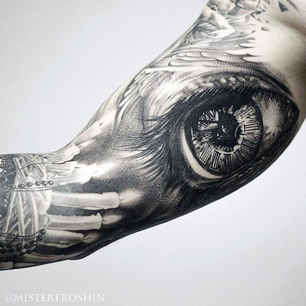 maravilloso tatuaje para hombre 68