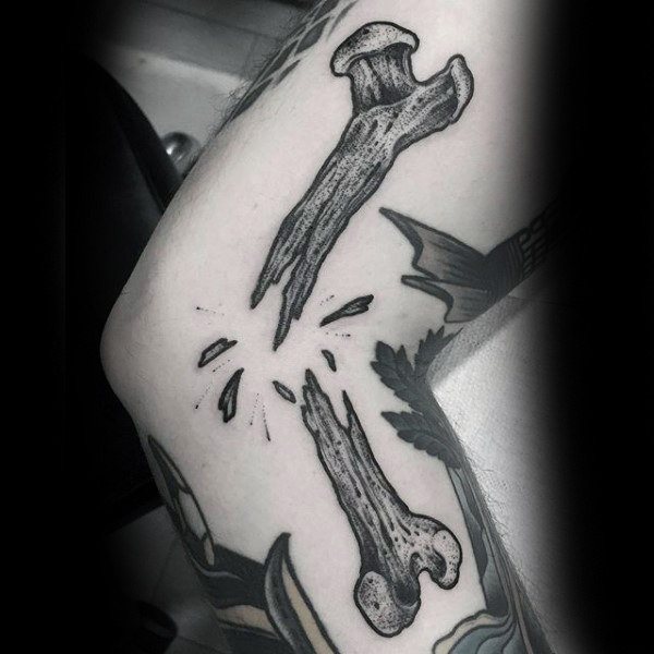 maravilloso tatuaje para hombre 74