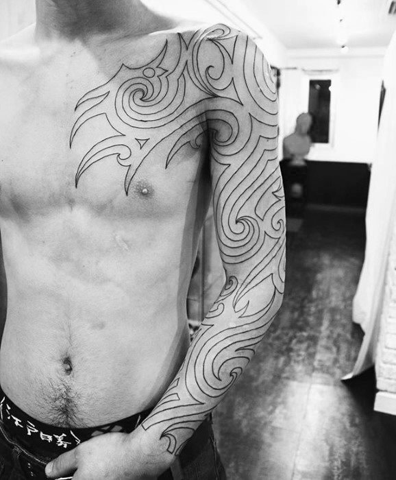 maravilloso tatuaje tribal para hombre 31