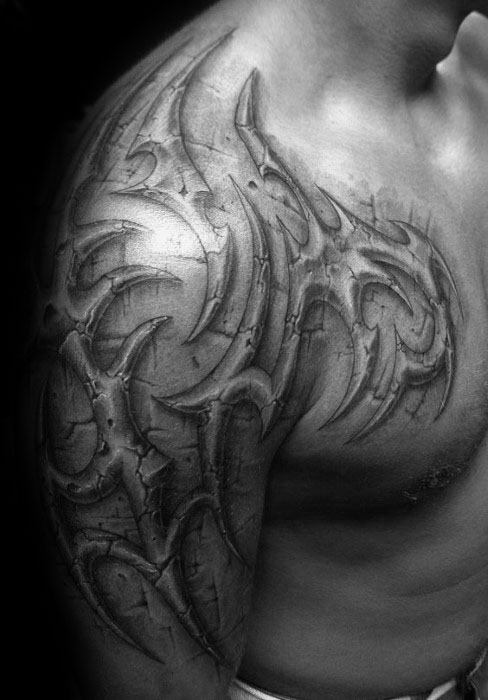 maravilloso tatuaje tribal para hombre 45