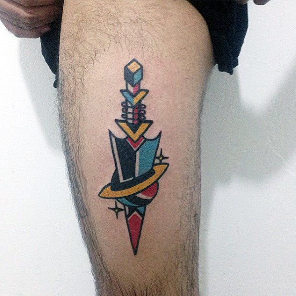 pequeno tatuaje colorido para hombre 20