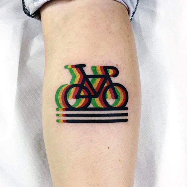 pequeno tatuaje colorido para hombre 24