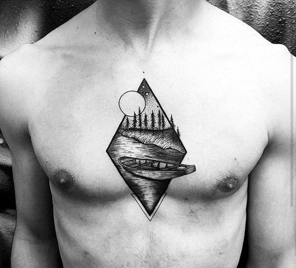 pequeno tatuaje pecho para hombre 39