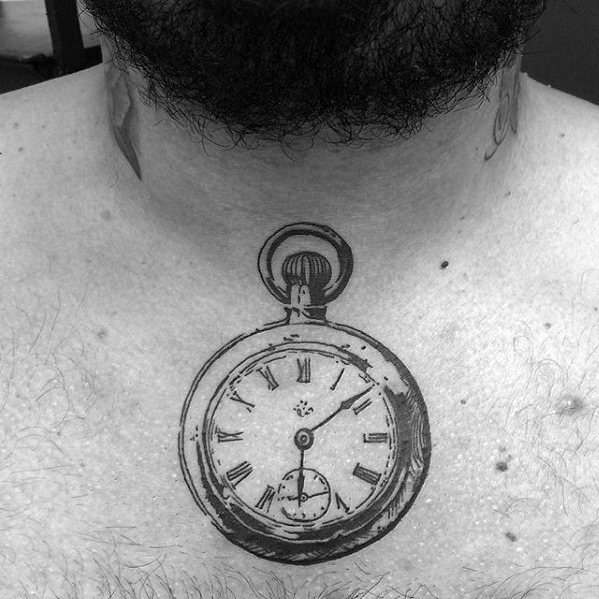 pequeno tatuaje pecho para hombre 51
