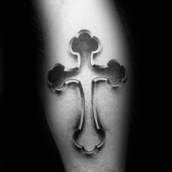 pequeno tatuaje religioso para hombre 02