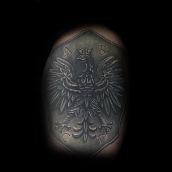 tatuaje aguila polaca para hombre 32