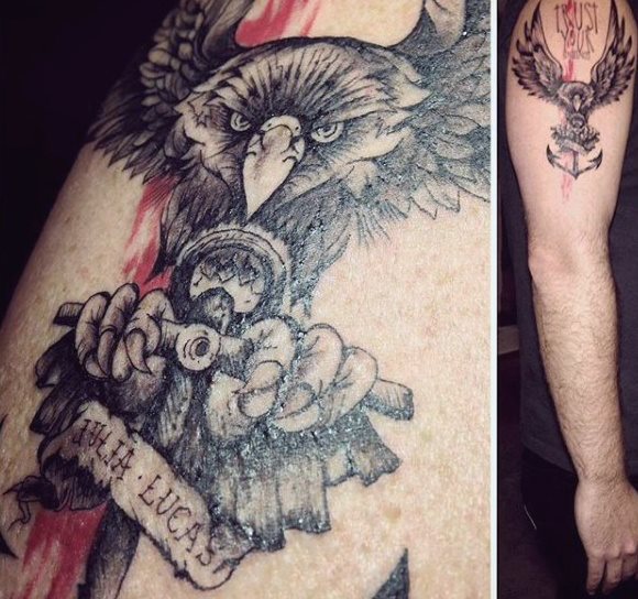 tatuaje ancla para hombre 32