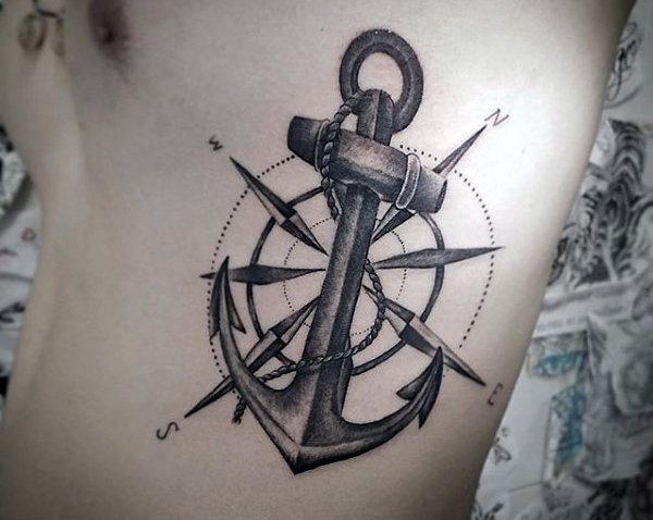 tatuaje ancla para hombre 38
