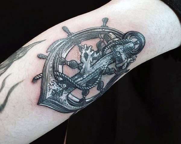 tatuaje ancla para hombre 41