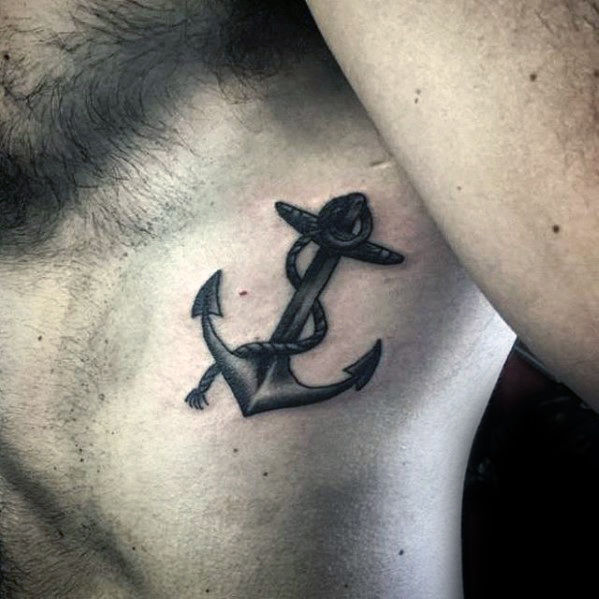 tatuaje ancla pecho para hombre 29