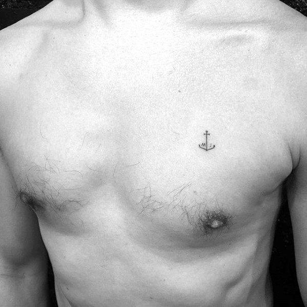 tatuaje ancla simple para hombre 39