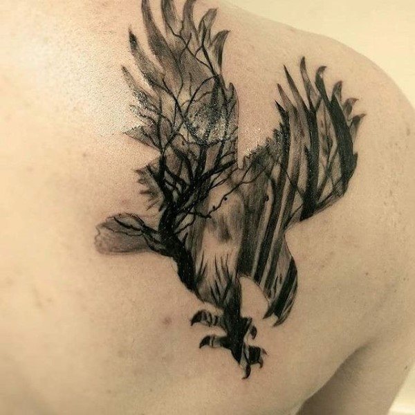 tatuaje arbol espalda para hombre 05