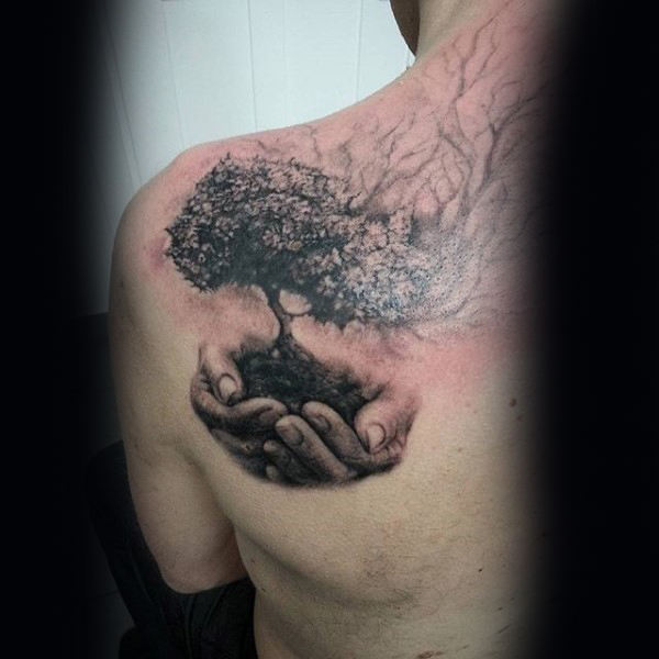 tatuaje arbol espalda para hombre 11