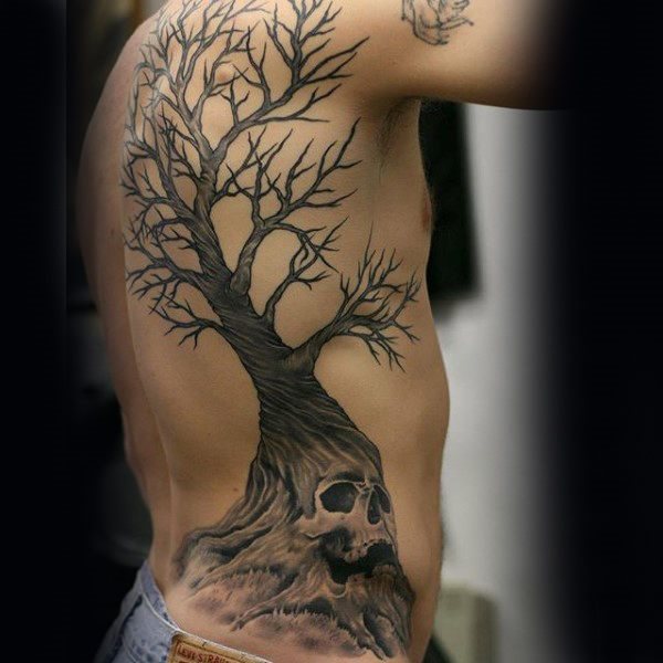 tatuaje arbol espalda para hombre 16