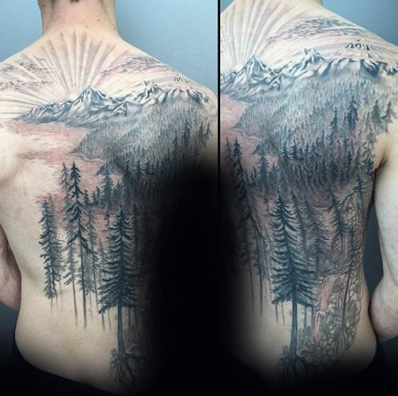 tatuaje arbol espalda para hombre 18