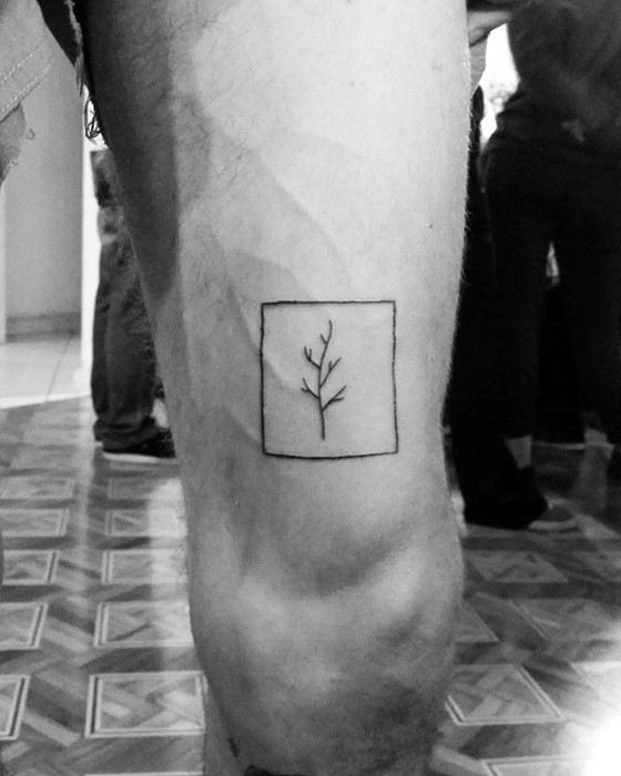 tatuaje arbol simple para hombre 10