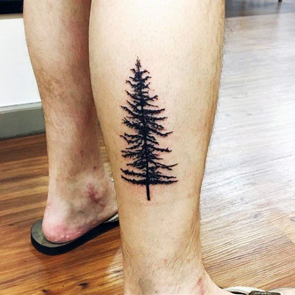 tatuaje arbol simple para hombre 11