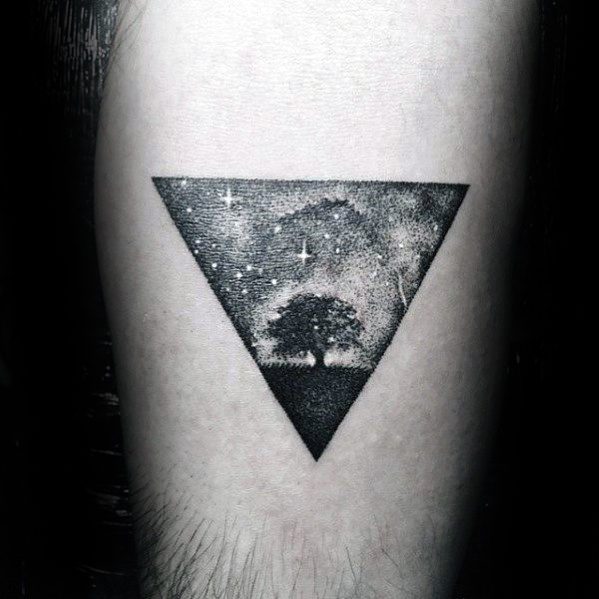 tatuaje arbol simple para hombre 20