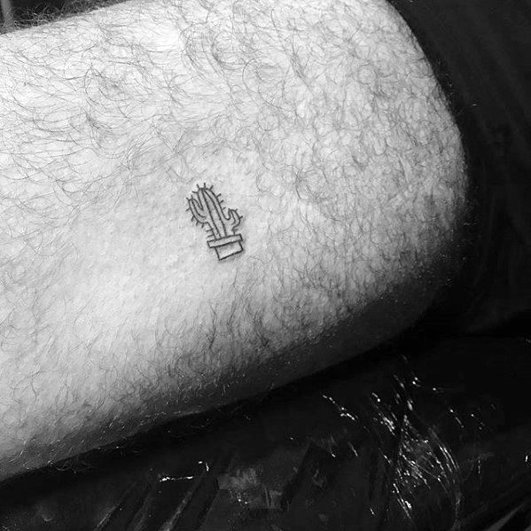 tatuaje arbol simple para hombre 28