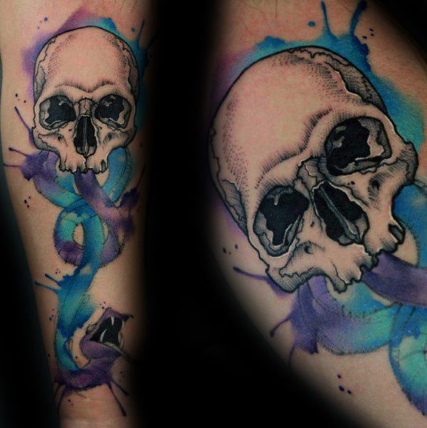 tatuaje calavera acuarela para hombre 08