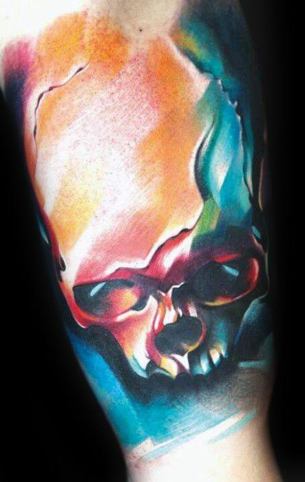 tatuaje calavera acuarela para hombre 13